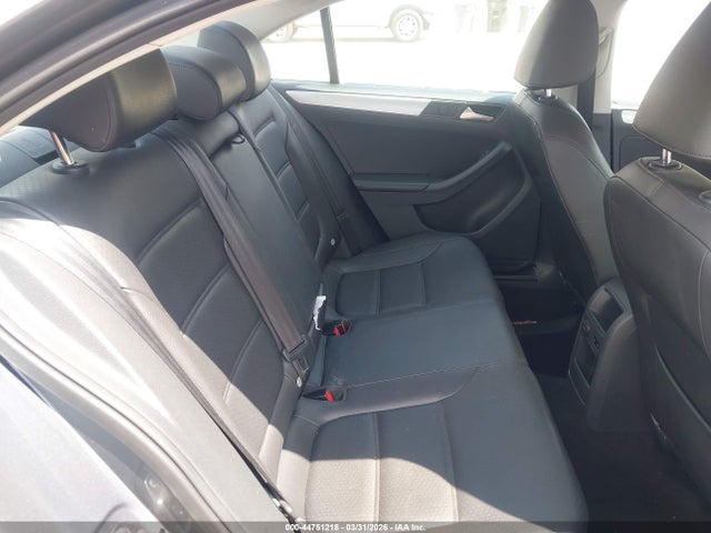 44751218 :رقم المزاد ، 3VWDP7AJ8DM419730 vin ، 2013 Volkswagen Jetta 2.5l Se مزاد بيع