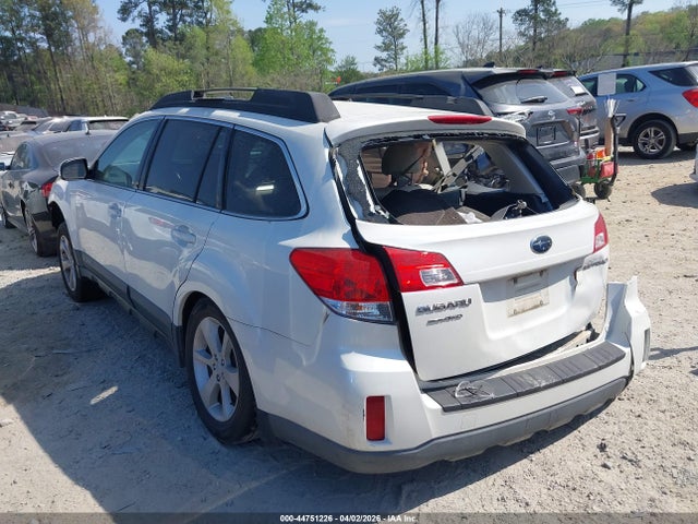 44751226 :رقم المزاد ، 4S4BRCCCXD3283299 vin ، 2013 Subaru Outback 2.5i Premium مزاد بيع