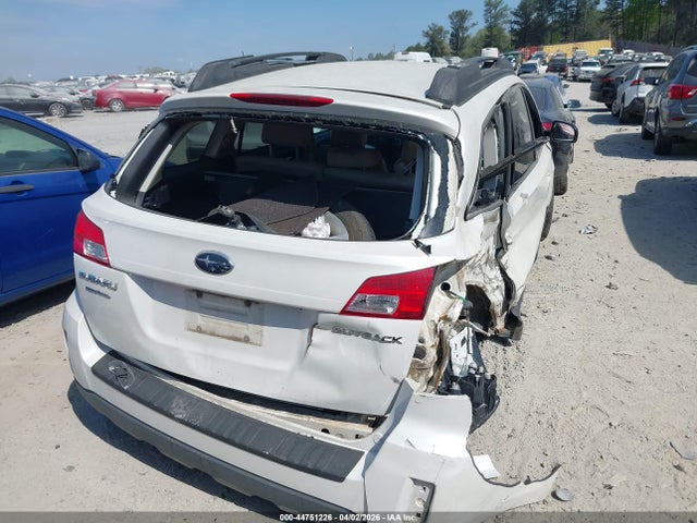 44751226 :رقم المزاد ، 4S4BRCCCXD3283299 vin ، 2013 Subaru Outback 2.5i Premium مزاد بيع