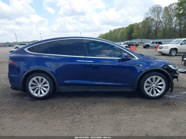 Продаж на аукціоні авто 2018 Tesla Model X 100d/75d/p100d, vin: 5YJXCAE26JF093759, номер лоту: 44751264