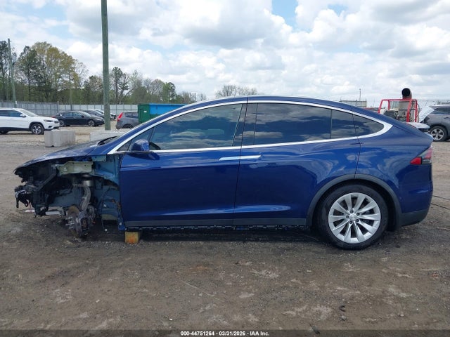 Продаж на аукціоні авто 2018 Tesla Model X 100d/75d/p100d, vin: 5YJXCAE26JF093759, номер лоту: 44751264