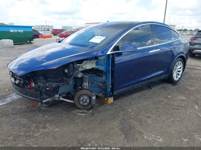 Продаж на аукціоні авто 2018 Tesla Model X 100d/75d/p100d, vin: 5YJXCAE26JF093759, номер лоту: 44751264