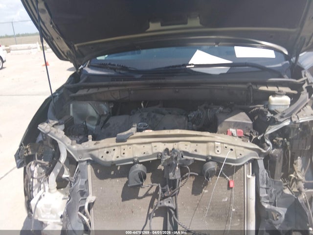 5TDKZRFHXKS351918 Toyota Highlander Xle