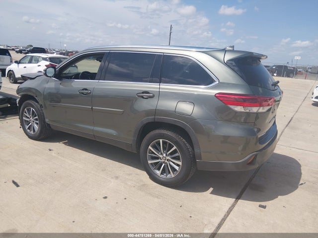 5TDKZRFHXKS351918 Toyota Highlander Xle