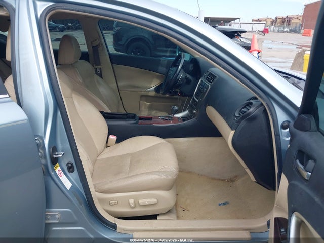 44751276 :رقم المزاد ، JTHBK262372045101 vin ، 2007 Lexus Is 250 مزاد بيع