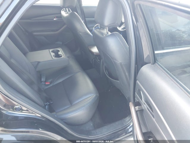 44751291 :رقم المزاد ، 3MVDMBDL1NM406362 vin ، 2022 Mazda Cx-30 Premium مزاد بيع