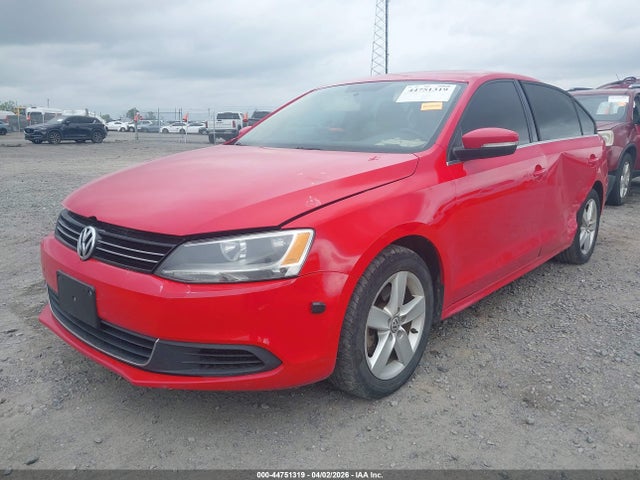 44751319 :رقم المزاد ، 3VWLL7AJXEM358342 vin ، 2014 Volkswagen Jetta 2.0l Tdi مزاد بيع