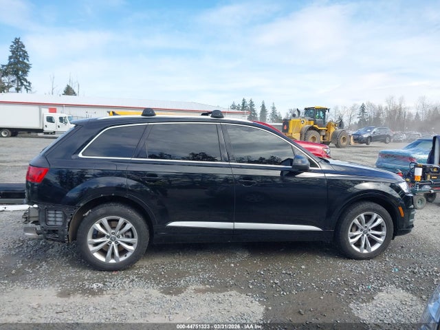 Продаж на аукціоні авто 2018 Audi Q7 3.0t Premium, vin: WA1LAAF70JD021259, номер лоту: 44751323