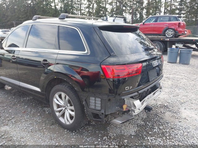 2018 AUDI Q7 WA1LAAF70JD021259 Photo 5