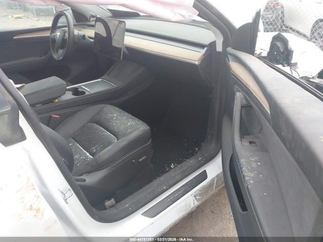 Продаж на аукціоні авто 2025 Tesla Model Y Long Range Dual Motor All-wheel Drive, vin: 7SAYGDEE5SA345801, номер лоту: 44751381