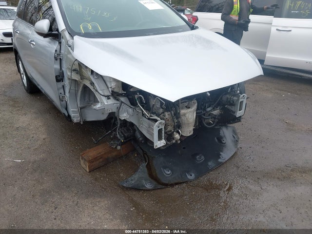 Продаж на аукціоні авто 2019 Kia Sorento 3.3l Lx, vin: 5XYPGDA57KG541703, номер лоту: 44751383
