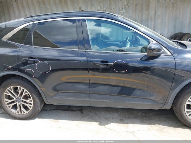 1FMCU9H65LUB10808 Ford ESCAPE SEL