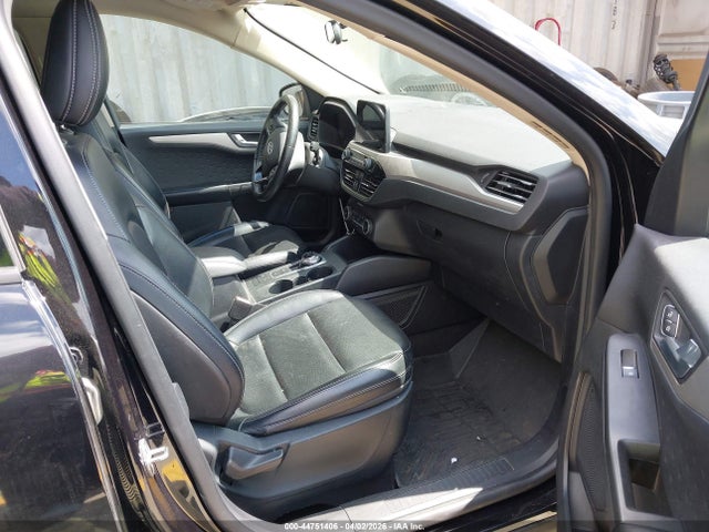 1FMCU9H65LUB10808 Ford ESCAPE SEL