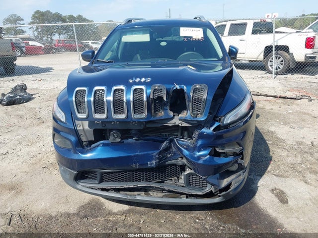 Продажа на аукционе авто 2018 Jeep Cherokee Latitude Fwd, vin: 1C4PJLCB8JD518930, номер лота: 44751429
