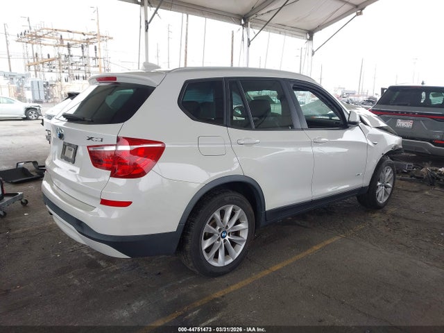 2017 BMW X3 5UXWZ7C31H0X40181 Photo 3