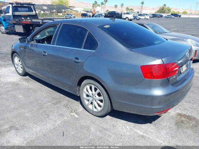 3VWD07AJ4EM229574 Volkswagen Jetta 1.8t Se