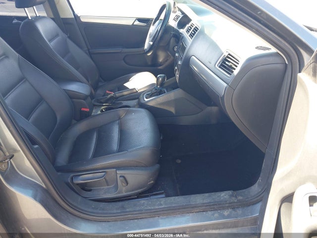3VWD07AJ4EM229574 Volkswagen Jetta 1.8t Se