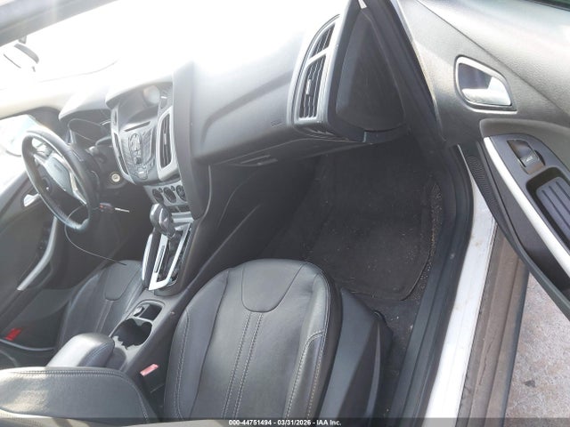 44751494 :رقم المزاد ، 1FADP3F2XDL195395 vin ، 2013 Ford Focus Se مزاد بيع