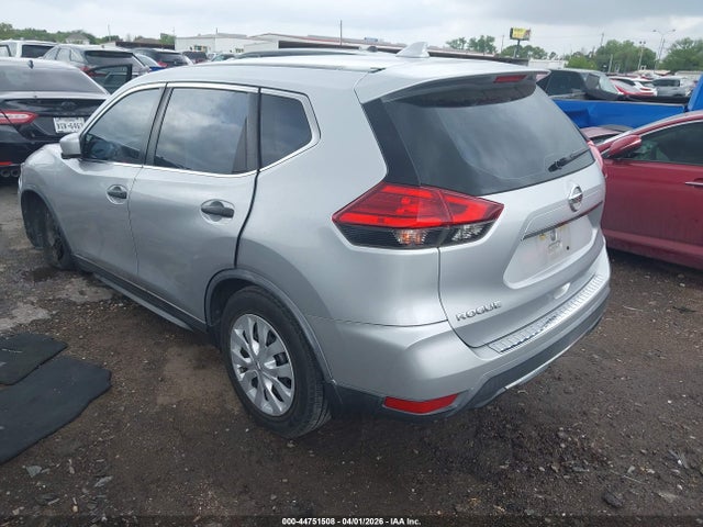 2017 Nissan Rogue S მანქანა იყიდება აუქციონზე, vin: KNMAT2MT6HP601007, აუქციონის ნომერი: 44751508