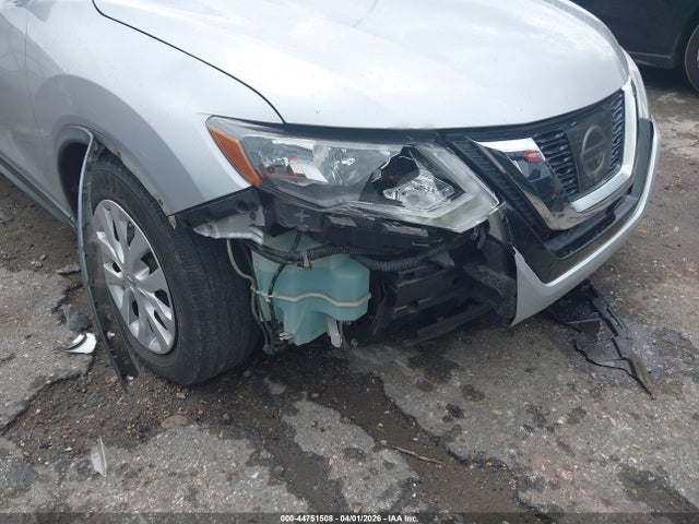 2017 Nissan Rogue S მანქანა იყიდება აუქციონზე, vin: KNMAT2MT6HP601007, აუქციონის ნომერი: 44751508
