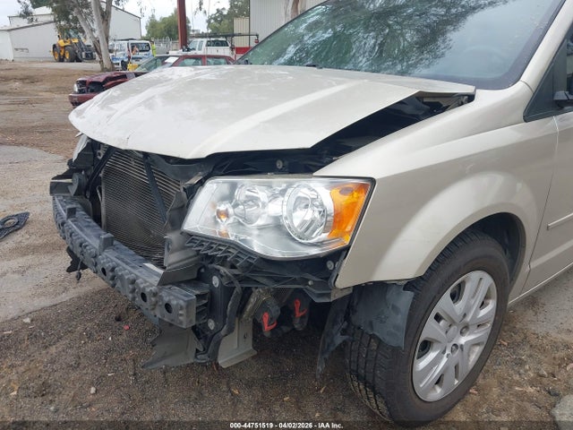 2C4RDGBG6FR542281 Dodge Grand Caravan Se