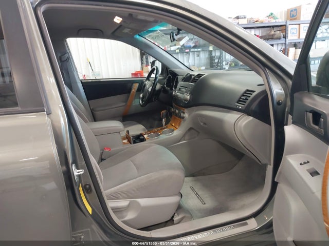 2008 Toyota Highlander Hybrid მანქანა იყიდება აუქციონზე, vin: JTEEW41A682009977, აუქციონის ნომერი: 44751550