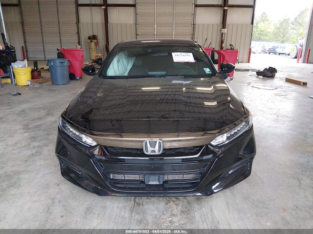 1HGCV1F30JA162584 Honda Accord Sport
