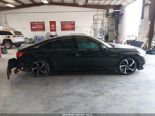 1HGCV1F30JA162584 Honda Accord Sport