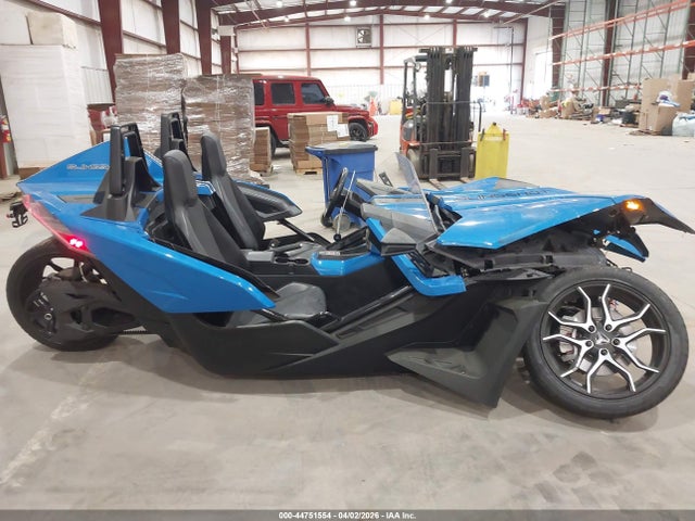 2020 Polaris Slingshot Sl მანქანა იყიდება აუქციონზე, vin: 57XAAPHD3L8137240, აუქციონის ნომერი: 44751554