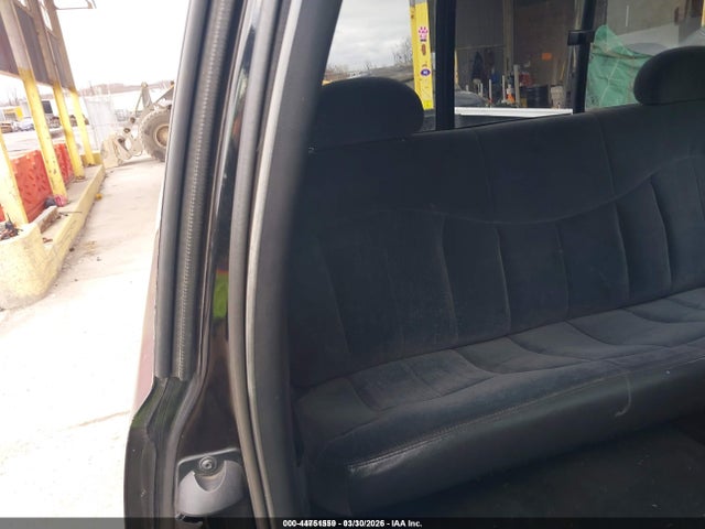 44751559 :رقم المزاد ، 2GCEK19T2Y1147097 vin ، 2000 Chevrolet Silverado 1500 Ls/lt مزاد بيع