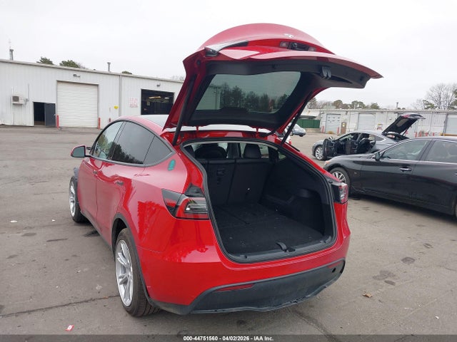2023 TESLA MODEL Y 7SAYGAEE0PF915745 Photo 2