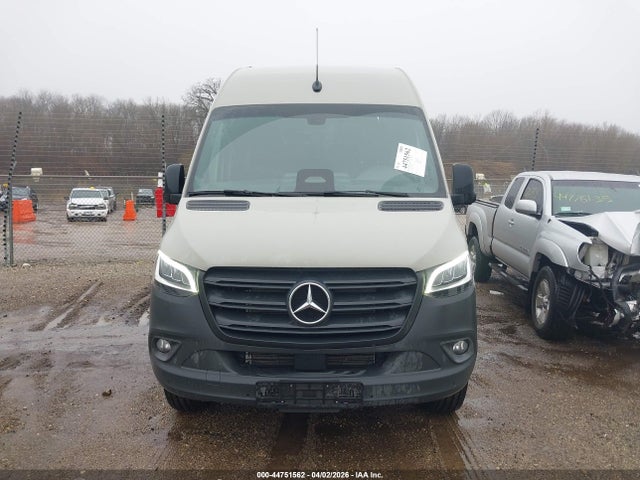 44751562 :رقم المزاد ، W1Y4NBHY7ST196783 vin ، 2025 Mercedes-benz Sprinter 2500 Standard Roof 4-cyl Diesel Ho مزاد بيع
