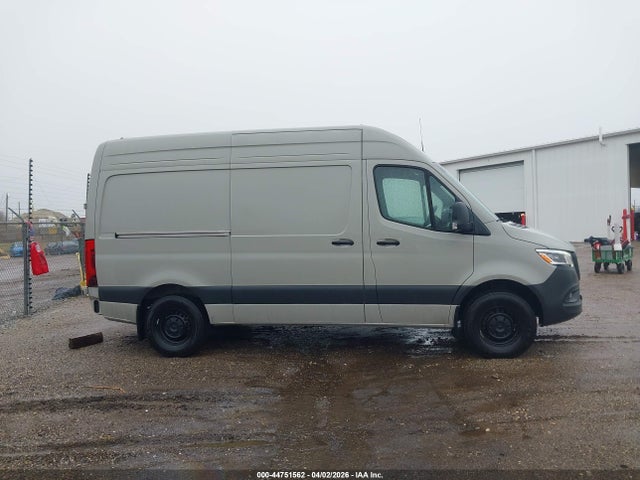 44751562 :رقم المزاد ، W1Y4NBHY7ST196783 vin ، 2025 Mercedes-benz Sprinter 2500 Standard Roof 4-cyl Diesel Ho مزاد بيع