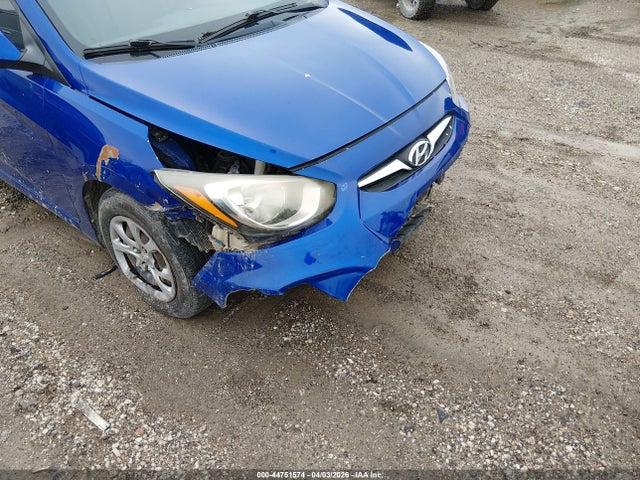 2013 Hyundai Accent Gls მანქანა იყიდება აუქციონზე, vin: KMHCT4AE2DU397971, აუქციონის ნომერი: 44751574