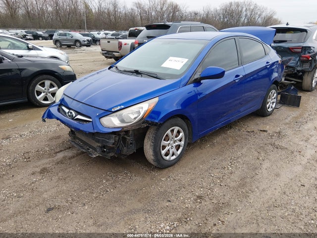 2013 Hyundai Accent Gls მანქანა იყიდება აუქციონზე, vin: KMHCT4AE2DU397971, აუქციონის ნომერი: 44751574