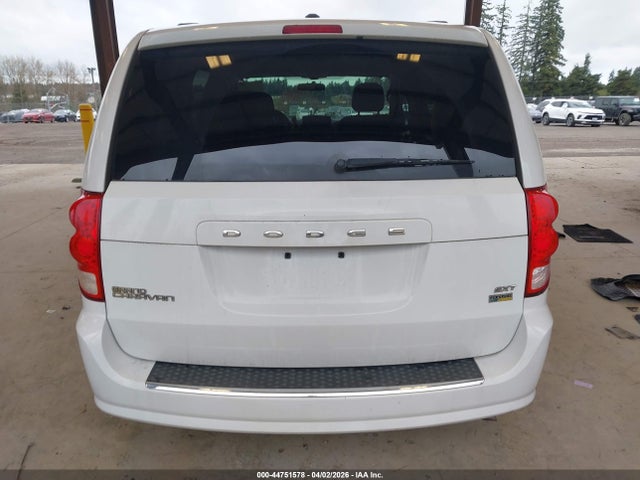 44751578 :رقم المزاد ، 2C4RDGCG8GR396160 vin ، 2016 Dodge Grand Caravan Sxt مزاد بيع