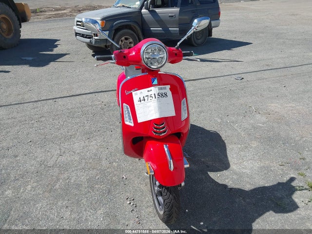 2025 Vespa Gts/sei Giorni 300 მანქანა იყიდება აუქციონზე, vin: ZAPMD39M5S5201863, აუქციონის ნომერი: 44751588