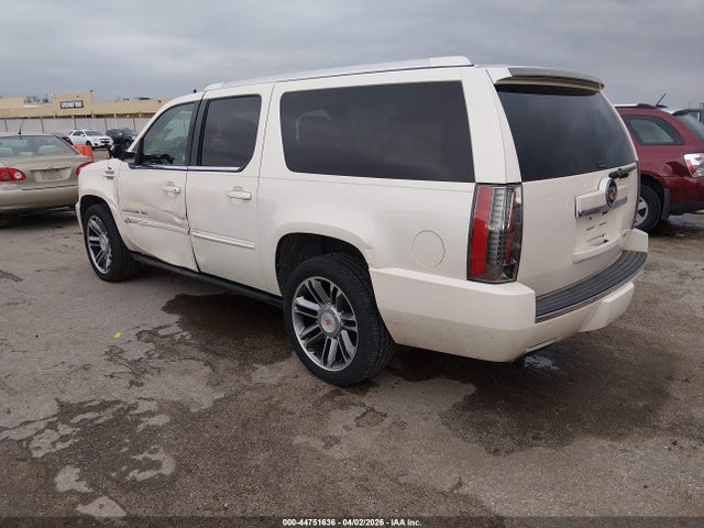 Aukcja sprzedaży 2013 Cadillac Escalade Esv Premium, vin: 1GYS4JEF2DR297347, numer aukcji: 44751636