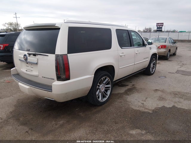 Aukcja sprzedaży 2013 Cadillac Escalade Esv Premium, vin: 1GYS4JEF2DR297347, numer aukcji: 44751636