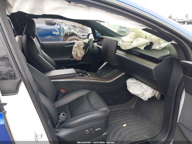 44751641 :رقم المزاد ، 7SAXCAE50PF380469 vin ، 2023 Tesla Model X Dual Motor All-wheel Drive/standard Range مزاد بيع