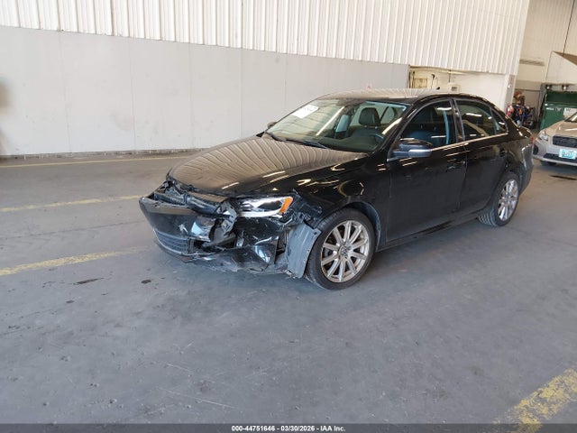 44751646 :رقم المزاد ، 3VWDX7AJ5DM436548 vin ، 2013 Volkswagen Jetta 2.5l Se مزاد بيع