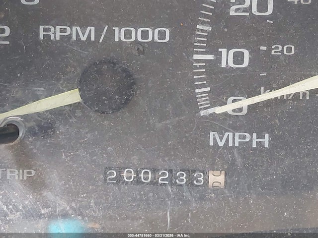 44751660 :رقم المزاد ، 1GTEC14W6WZ511136 vin ، 1998 Gmc Sierra 1500 Sl Sportside مزاد بيع