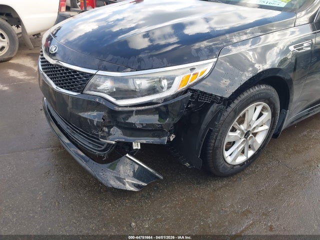 2018 Kia Optima Lx მანქანა იყიდება აუქციონზე, vin: 5XXGT4L38JG184784, აუქციონის ნომერი: 44751664