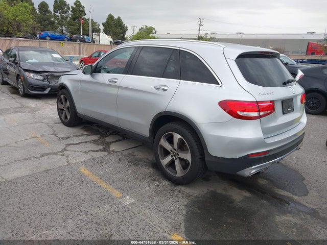 Mercedes-Benz GLC 300 2019 WDC0G4JB3KF596198 Image 3