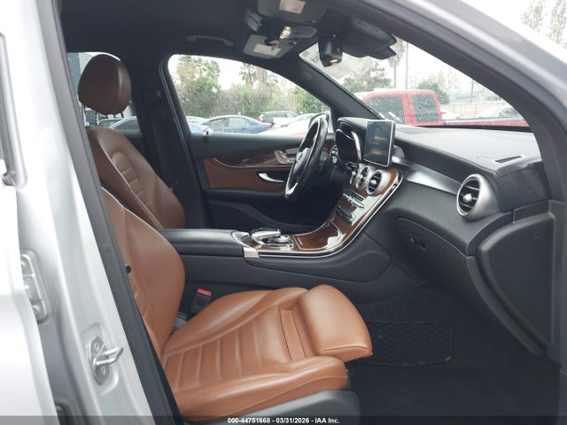 Mercedes-Benz GLC 300 2019 WDC0G4JB3KF596198 Image 5