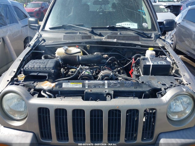 44751675 :رقم المزاد ، 1J4GL48KX4W231987 vin ، 2004 Jeep Liberty Sport مزاد بيع
