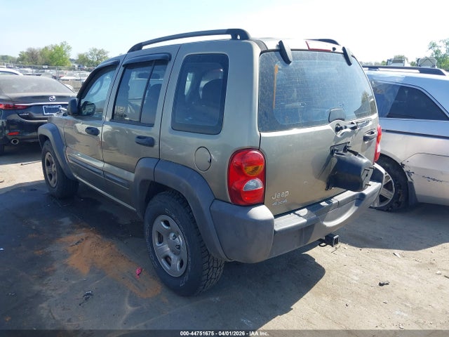 44751675 :رقم المزاد ، 1J4GL48KX4W231987 vin ، 2004 Jeep Liberty Sport مزاد بيع
