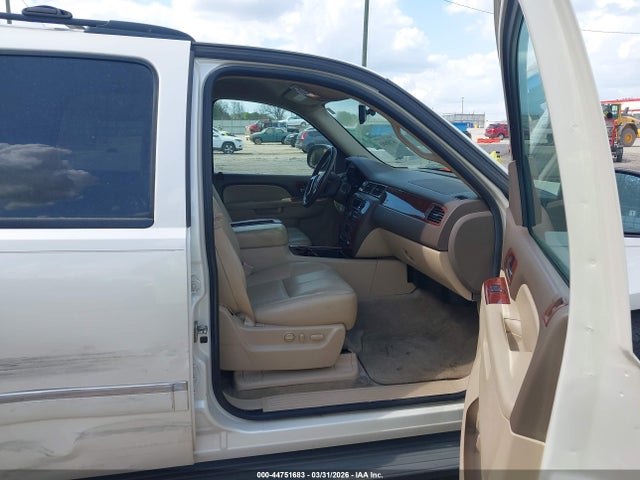 Продаж на аукціоні авто 2013 Gmc Yukon Slt, vin: 1GKS1CE07DR264399, номер лоту: 44751683