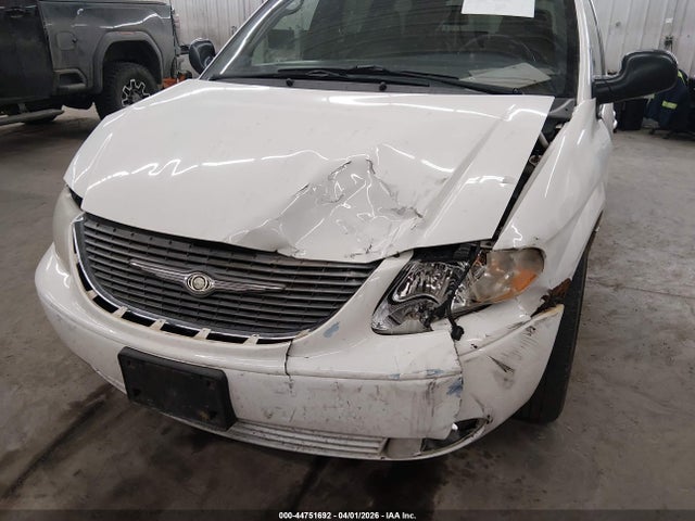 44751692 :رقم المزاد ، 2C4GP54L72R538635 vin ، 2002 Chrysler Town & Country Lxi مزاد بيع