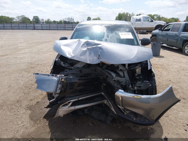 44751716 :رقم المزاد ، JA4AD2A34LZ012241 vin ، 2020 Mitsubishi Outlander Es 2.4 مزاد بيع